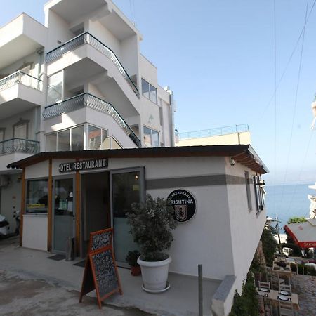 Hotel Prishtina Saranda Extérieur photo