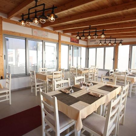 Hotel Prishtina Saranda Extérieur photo
