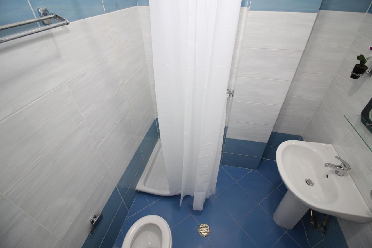 Hotel Prishtina Saranda Extérieur photo