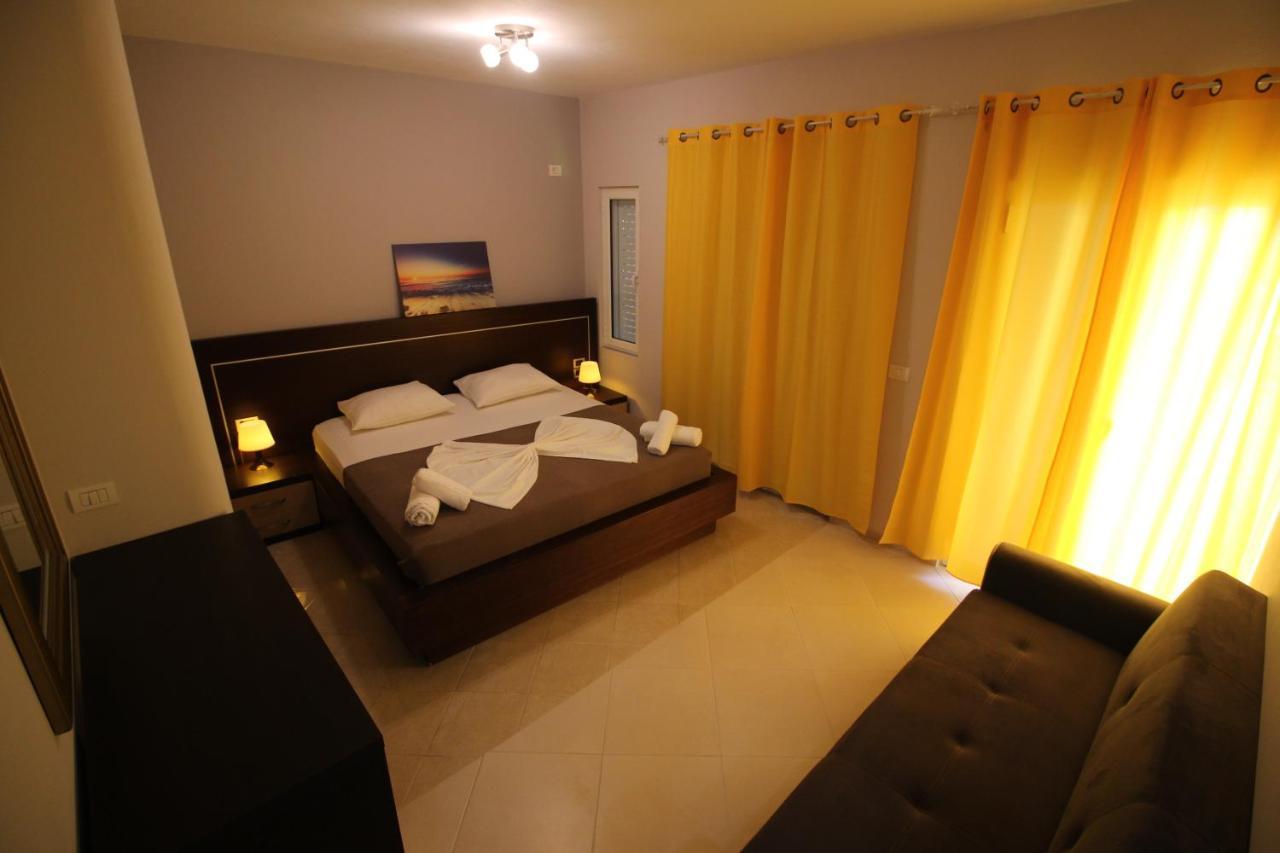 Hotel Prishtina Saranda Extérieur photo