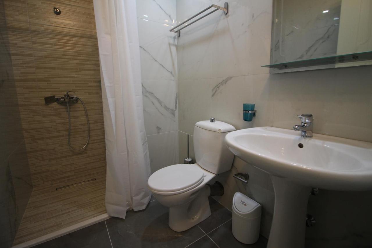 Hotel Prishtina Saranda Extérieur photo