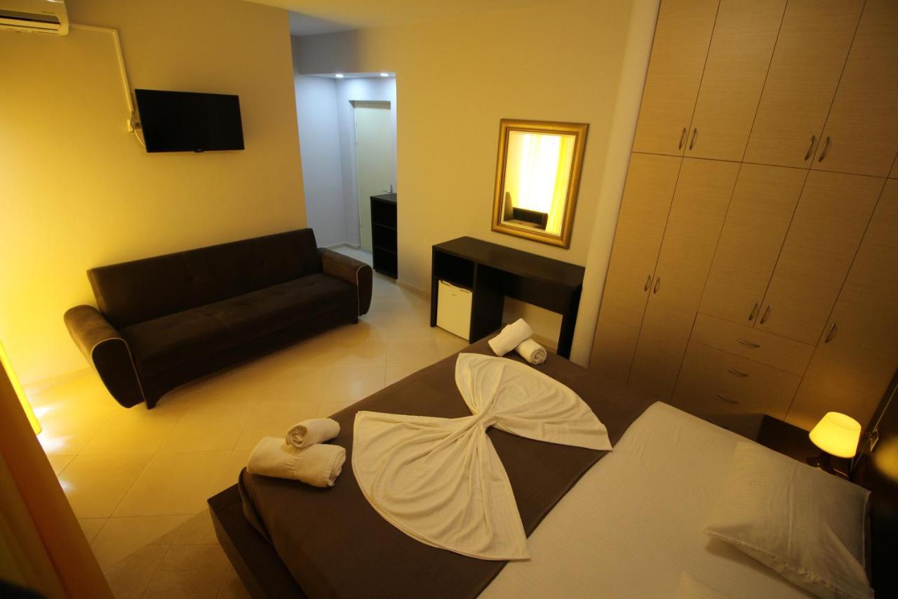 Hotel Prishtina Saranda Extérieur photo
